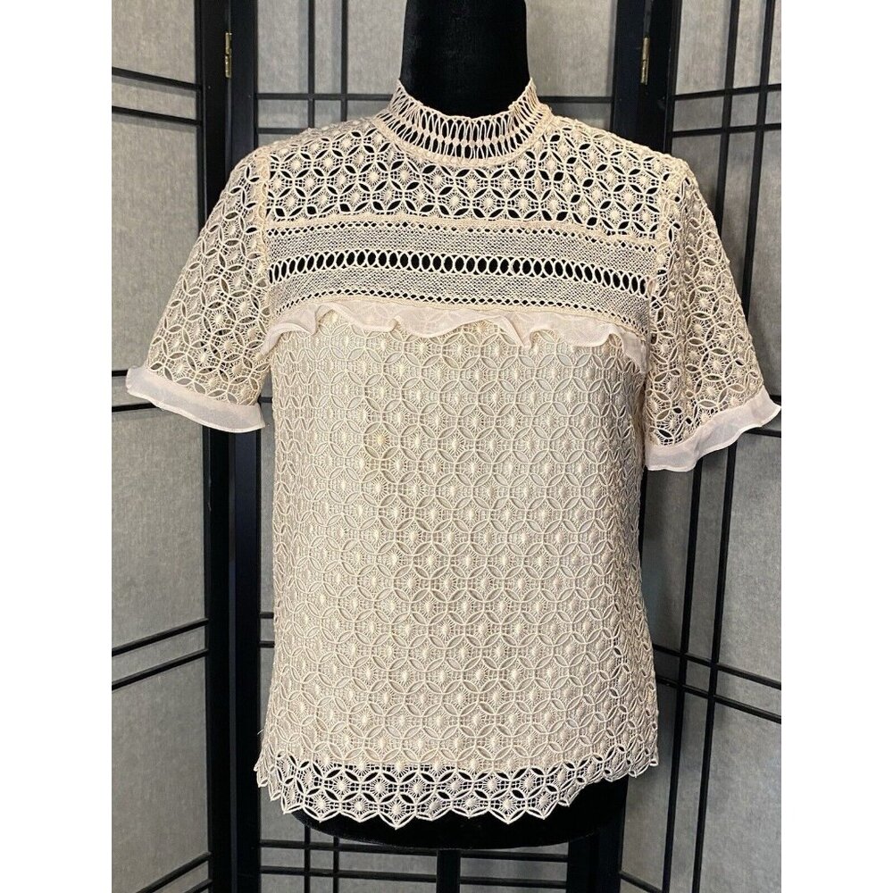 Zara Woman Crochet Top Size M Beautiful Neutral Cream Color Short Sleeve Details